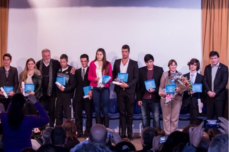 Nota: Deportistas adaptados recibieron los premios "Islas Malvinas"