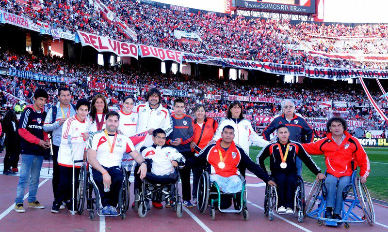 Nota: River reconoció a sus atletas parapanamericanos