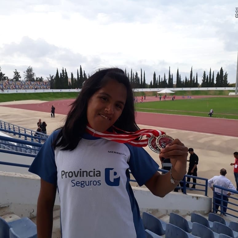 Nota: Atletismo: Yanina Martínez, en lo más alto del podio en Túnez