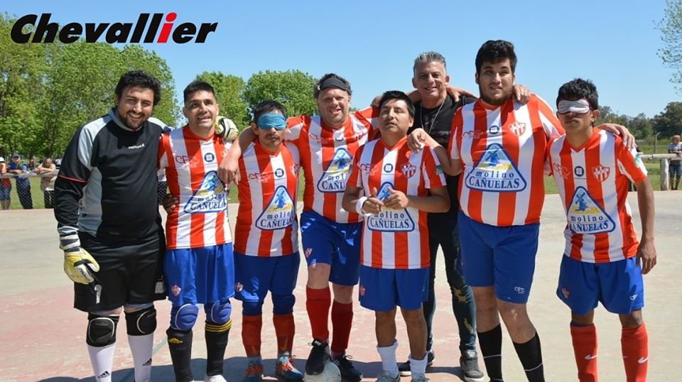 Nota: Fútbol para ciegos: Fundación Paradeportes Cañueñas se presenta en Santa Fe, en un fin de semana con muchos atractivos
