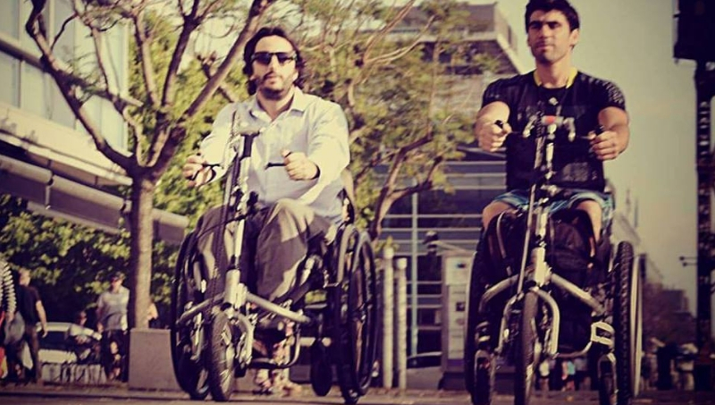 Nota: Más de un millón de reproducciones: el video viral de un emprendimiento de dos atletas paralímpicos argentinos que ayuda a las personas con discapacidad