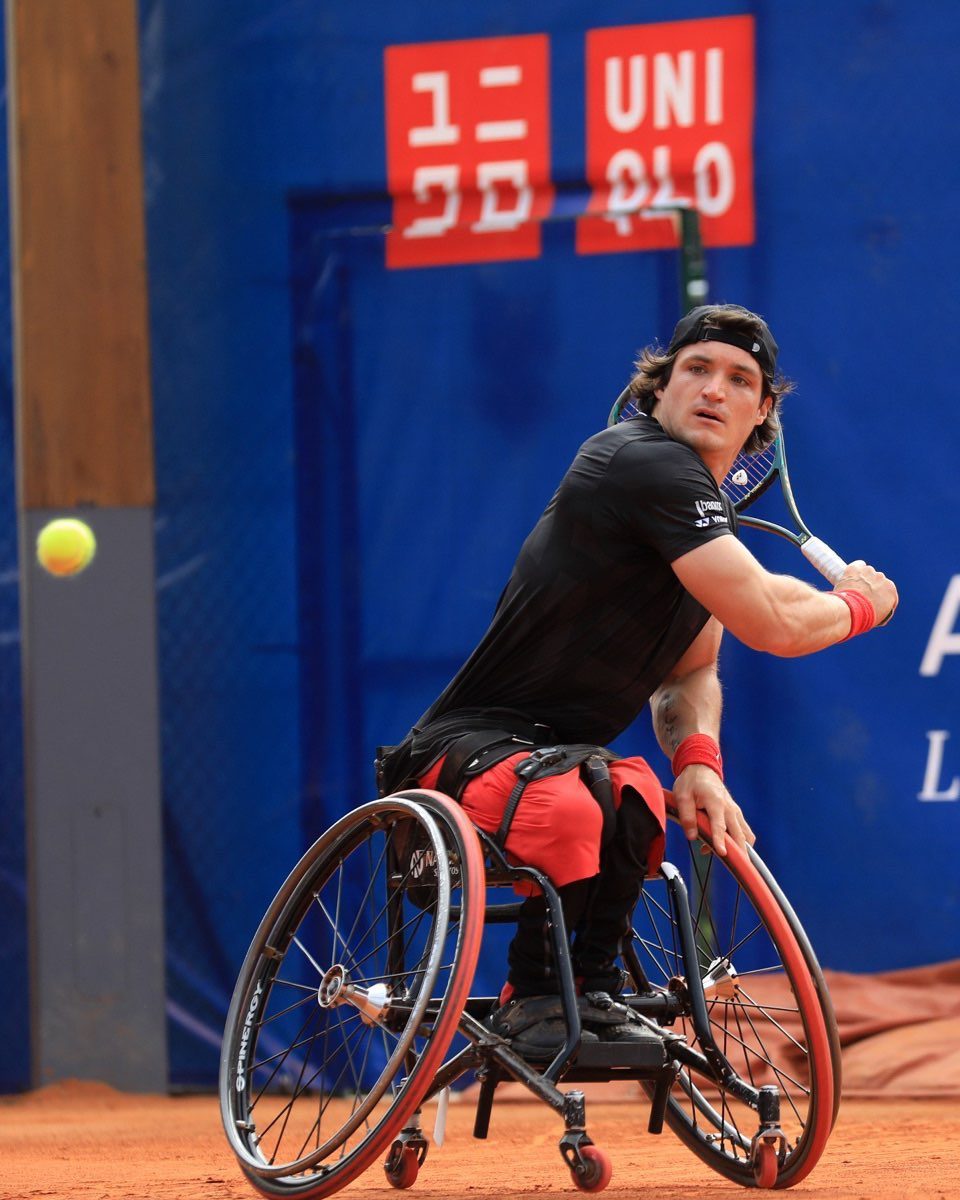 Nota: Tenis adaptado: Gustavo Fernández arrasa en Barcelona y ya está en semifinales