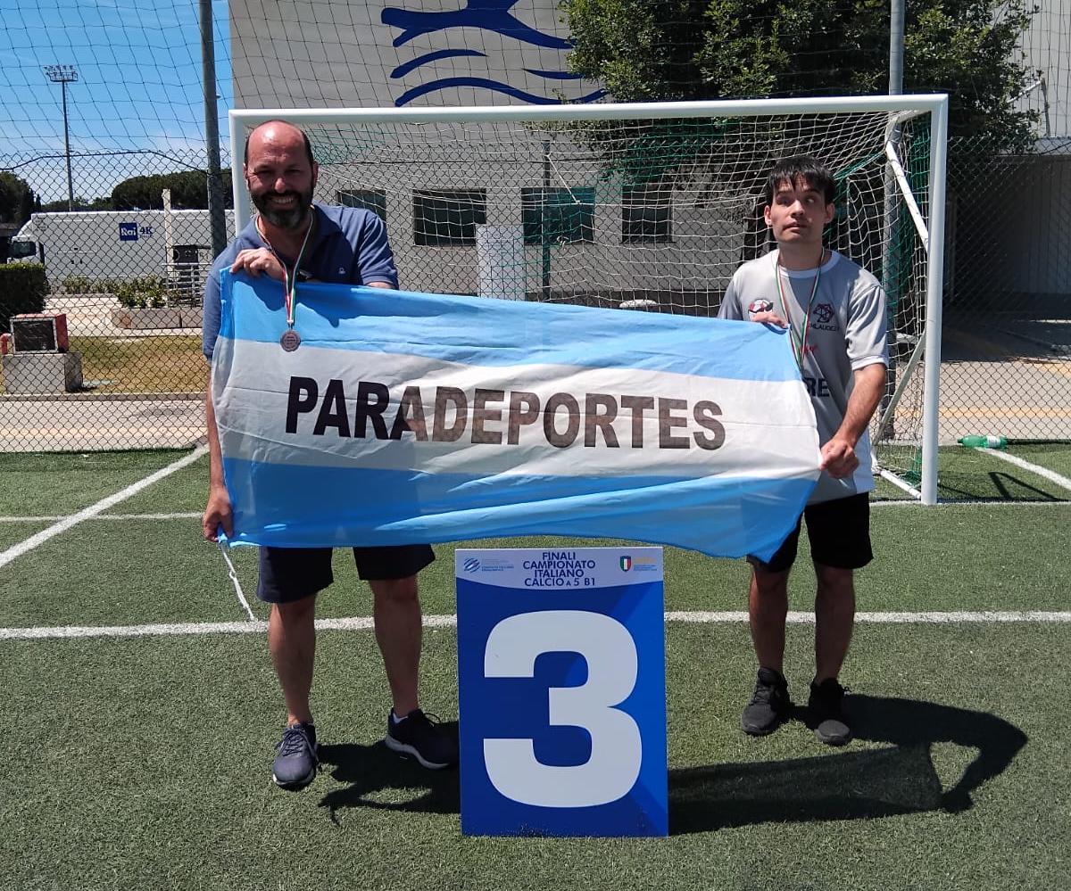 Nota: HISTÓRICO / FÚTBOL PARA CIEGOS: EL CORDOBÉS GASTÓN GAVIGLIO, MEDALLA DE BRONCE EN EL CAMPEONATO ITALIANO