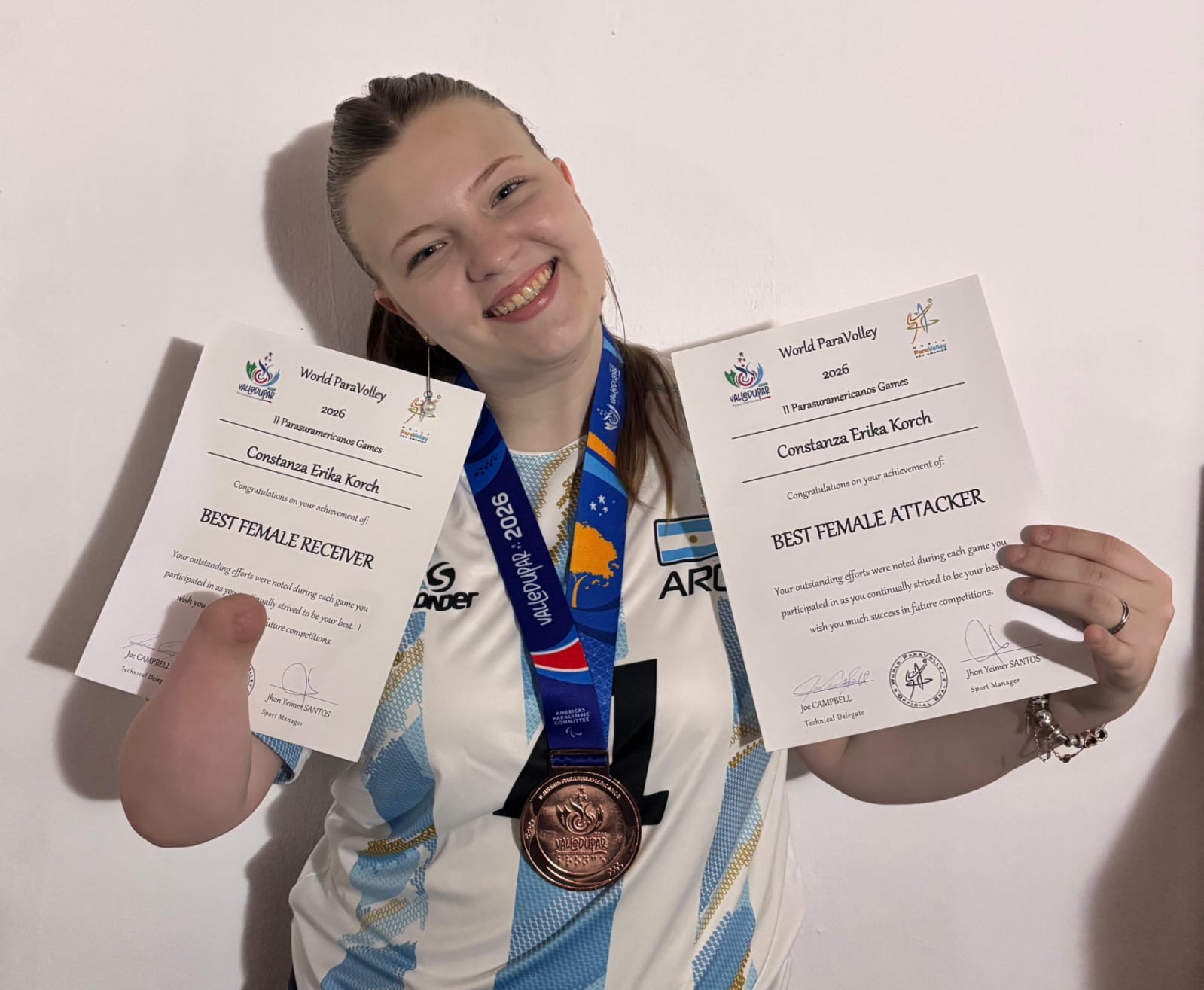 Nota: VÓLEY SENTADO: CONSTANZA KORCH RECIBIÓ DOS PREMIOS POR SU ACTUACIÓN EN VALLEPUR